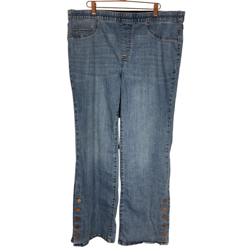 Tribal Audrey Mid Rise Micro Flare Pull On Denim Snap Cuff on Flare Jean Size 16